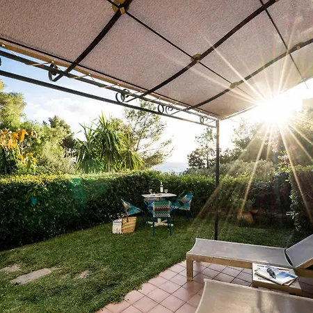 شقة فندقية La Du Bailli Le Rayol-Canadel-sur-Mer