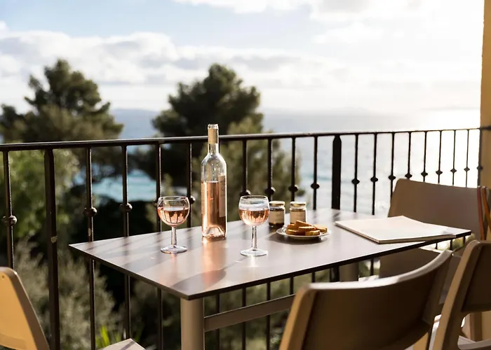 La Du Bailli Lägenhetshotell 4*