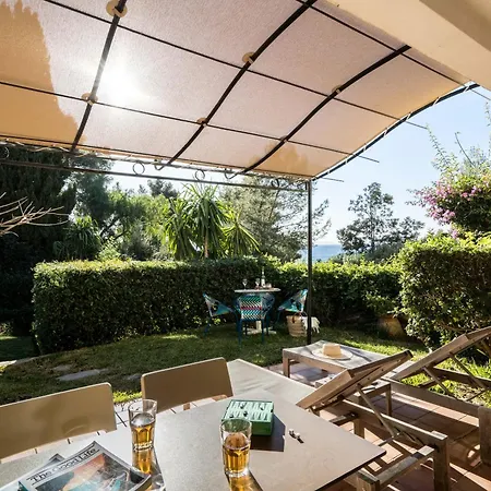 La Du Bailli 4* Rayol-Canadel-sur-Mer