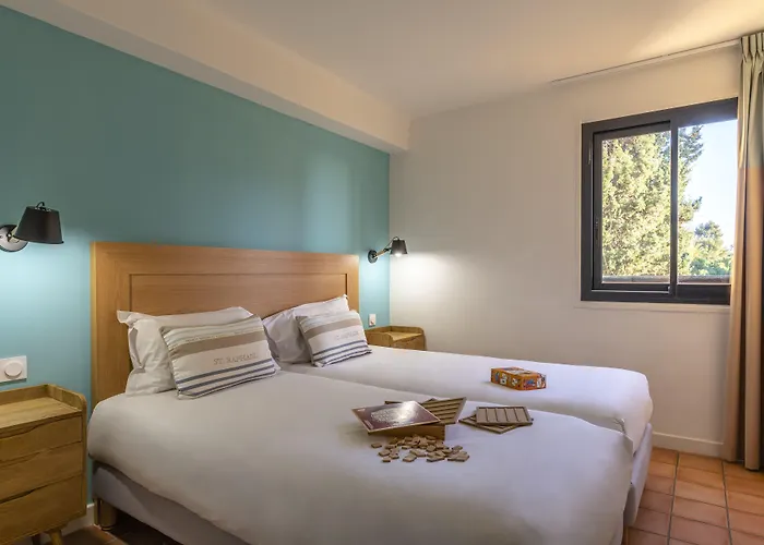 杜拜里公寓 4* Le Rayol-Canadel-sur-Mer