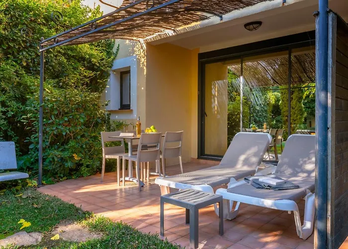 La Du Bailli Aparthotel Le Rayol-Canadel-sur-Mer